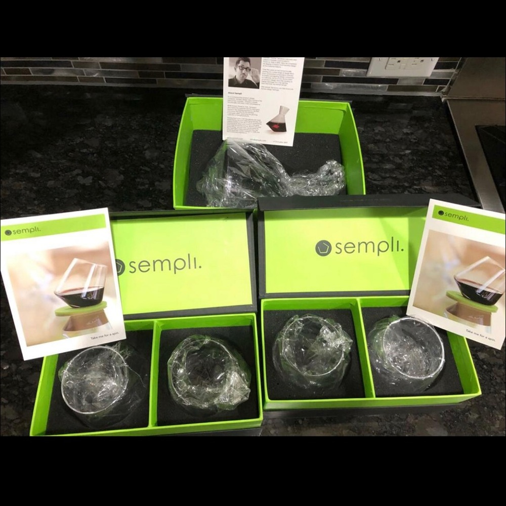 Sempli wine glasses and decanter